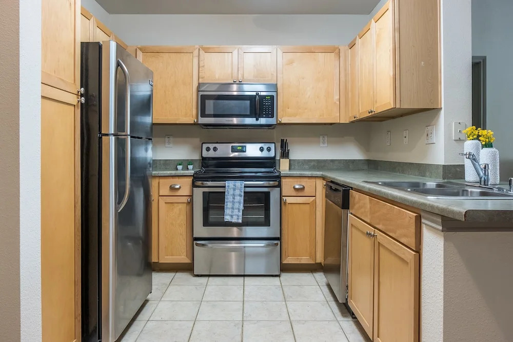 Luxe Midtown Apartments by Frontdesk