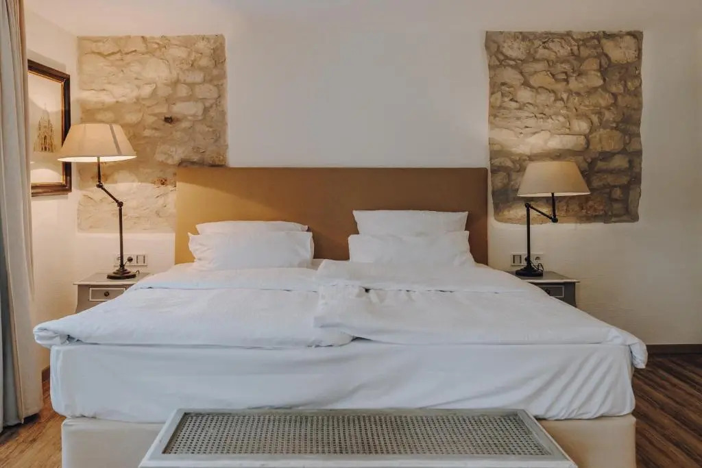 Little 7 - Boutique Hotel