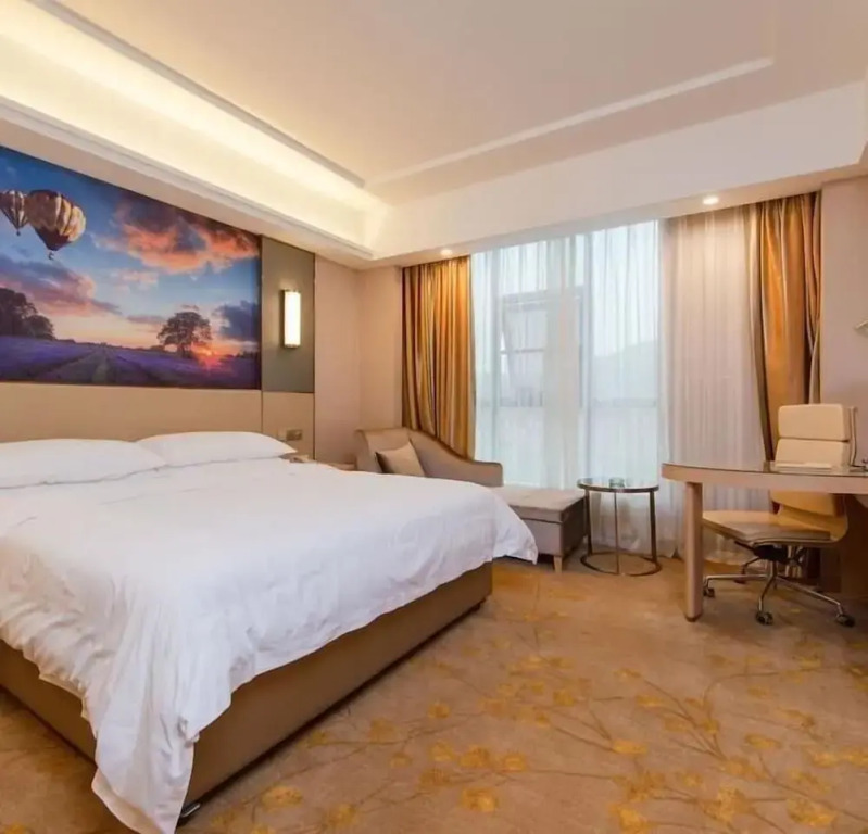 Vienna Hotel Xiufeng Park, HeshanDistrict,Yiyang