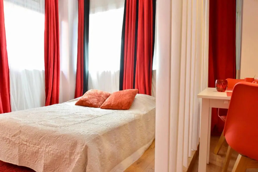 Studio rouge Ramblas Centre Toulouse