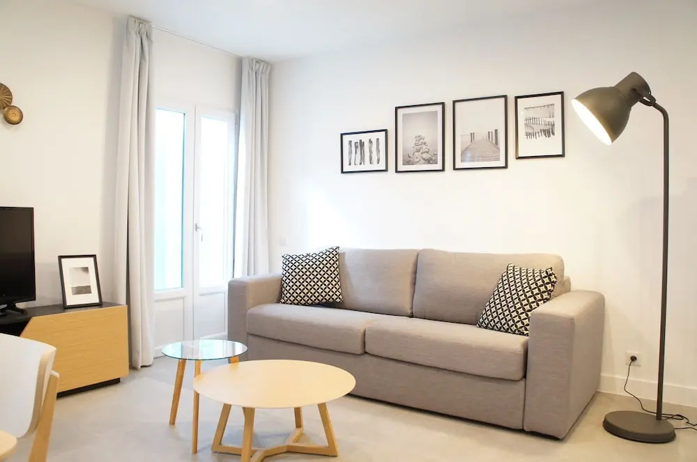 Republique 102 Apartment