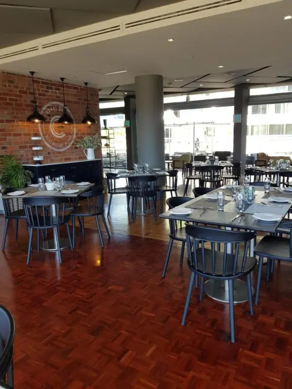 Harbour Bridge Suite 220