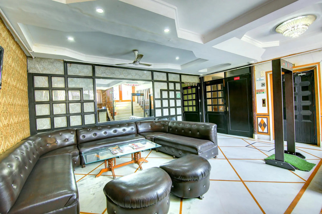 Fabhotel Le Heritage