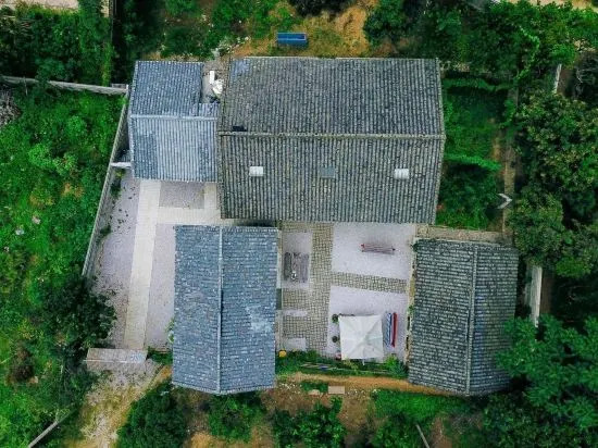 Lezhi Inn