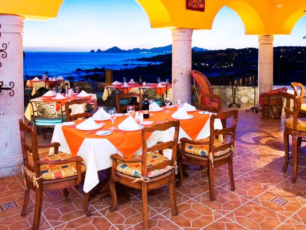 Charming 1BR With Ocean View in Cabo San Lucas