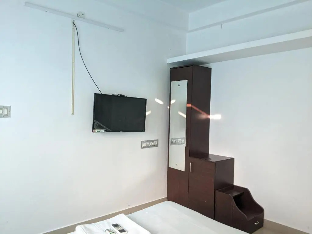 Veu Aabriz Residency