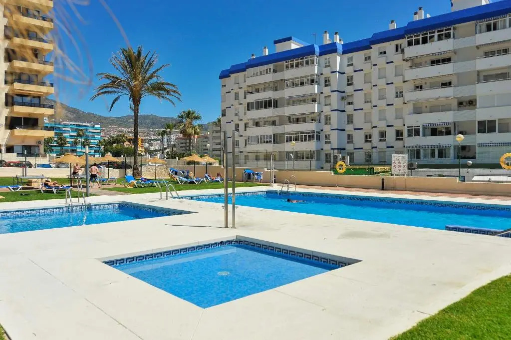 Sea Views Aloha Apartment by GHR Rentals