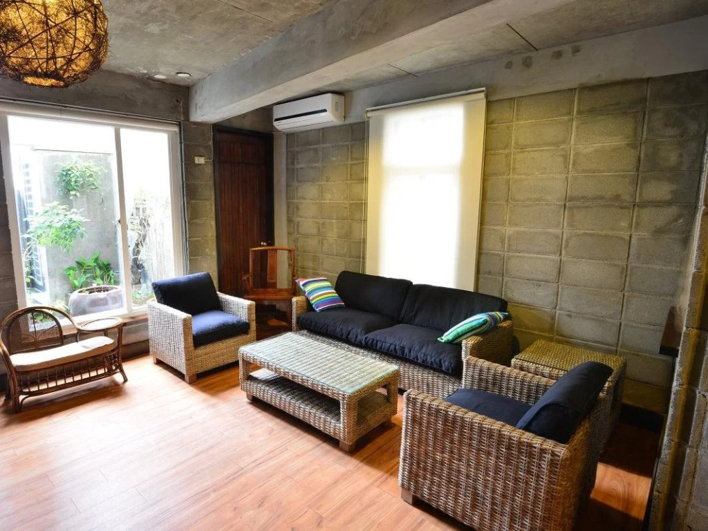 Okay Hostel