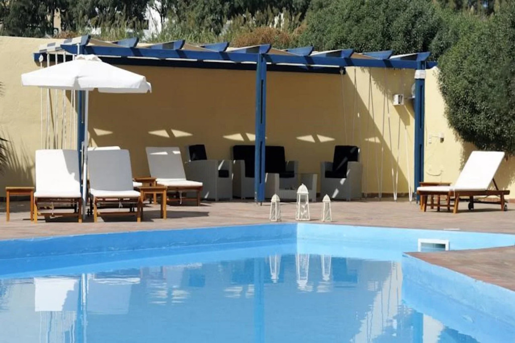 Melina Hotel