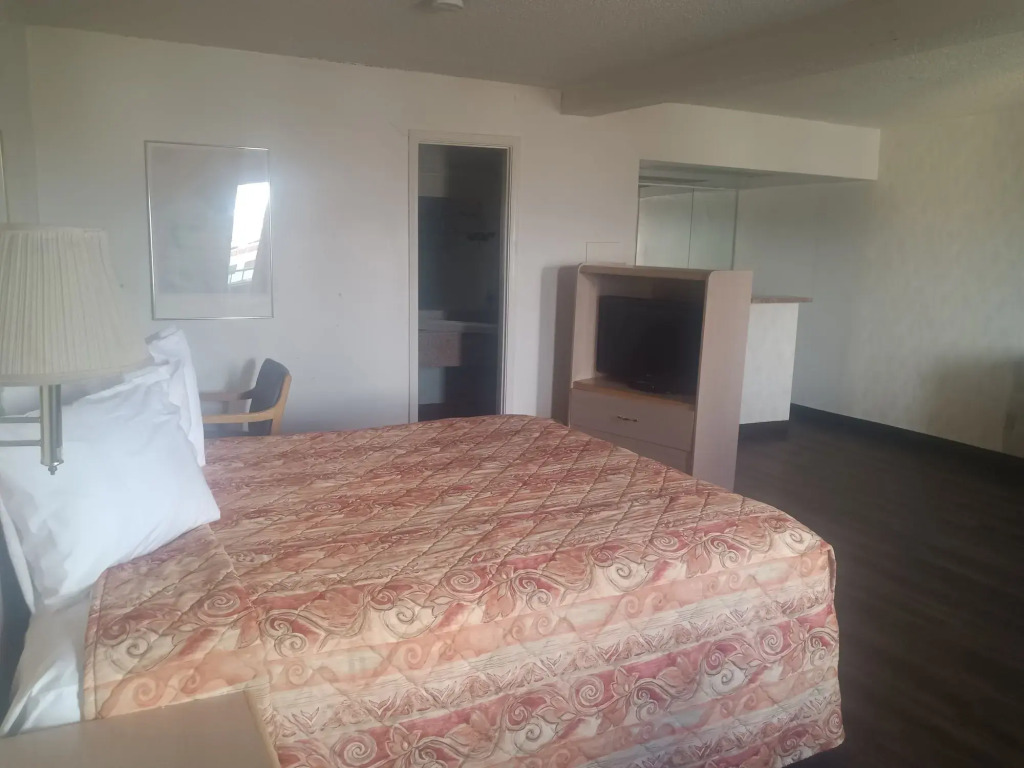 Tree Inn & Suites Albuquerque