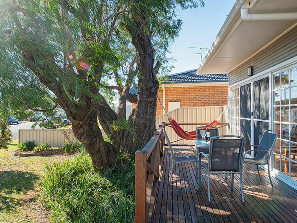 The Croft Cosy Beach House with Aircon and only 270m to the Beach