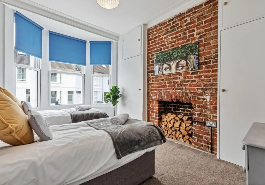 Hove Actually House | By My Getaways