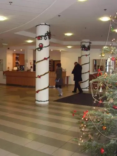 Uni-Hotel Dikotthon