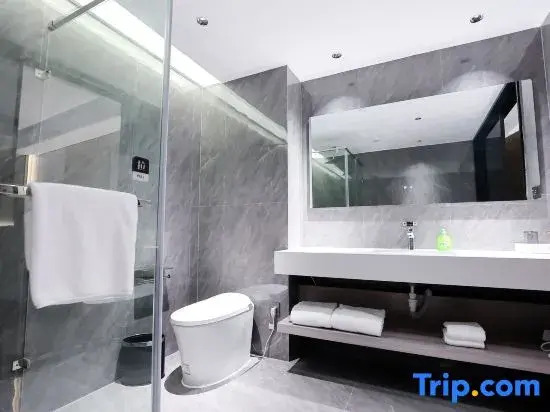Taizhou Grand Hotel (Jiaxing South Lake Railway Station)