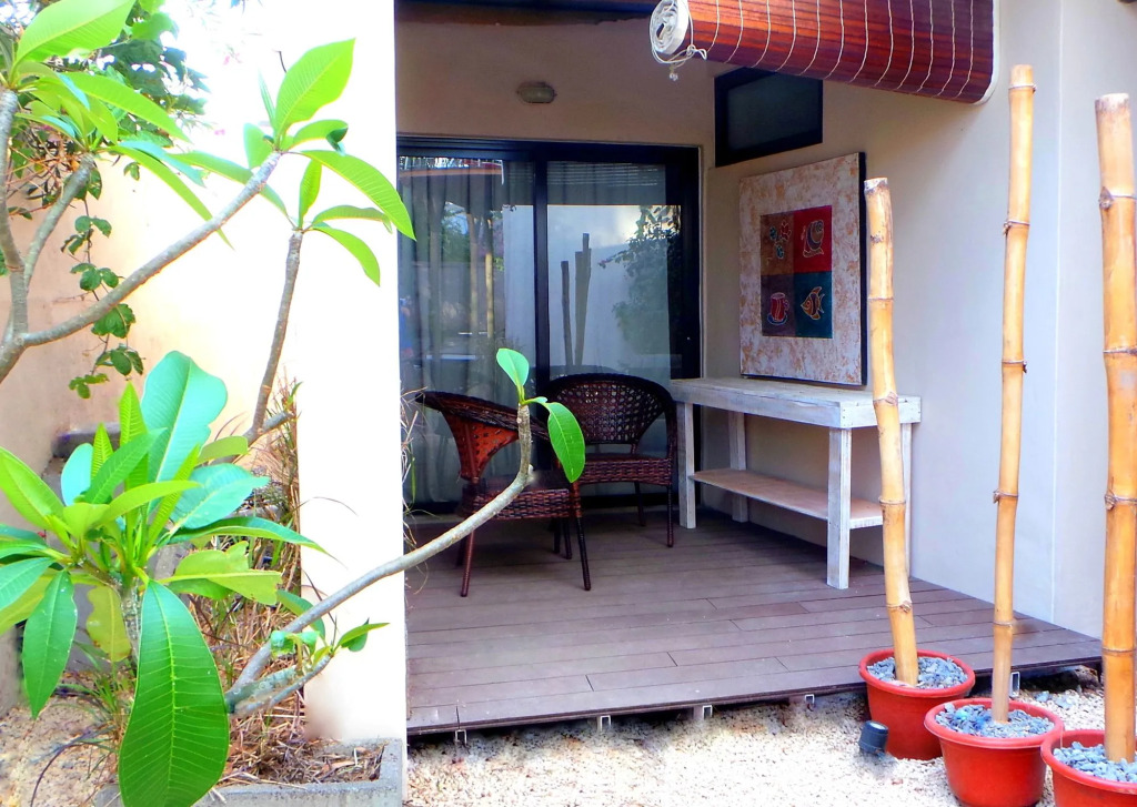 Le Gite du Bonheur Guest House & Car Rental