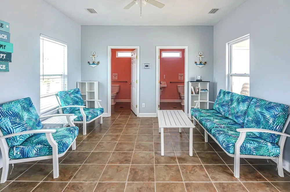 6015 Rookery 3 Tropic Like is hot
