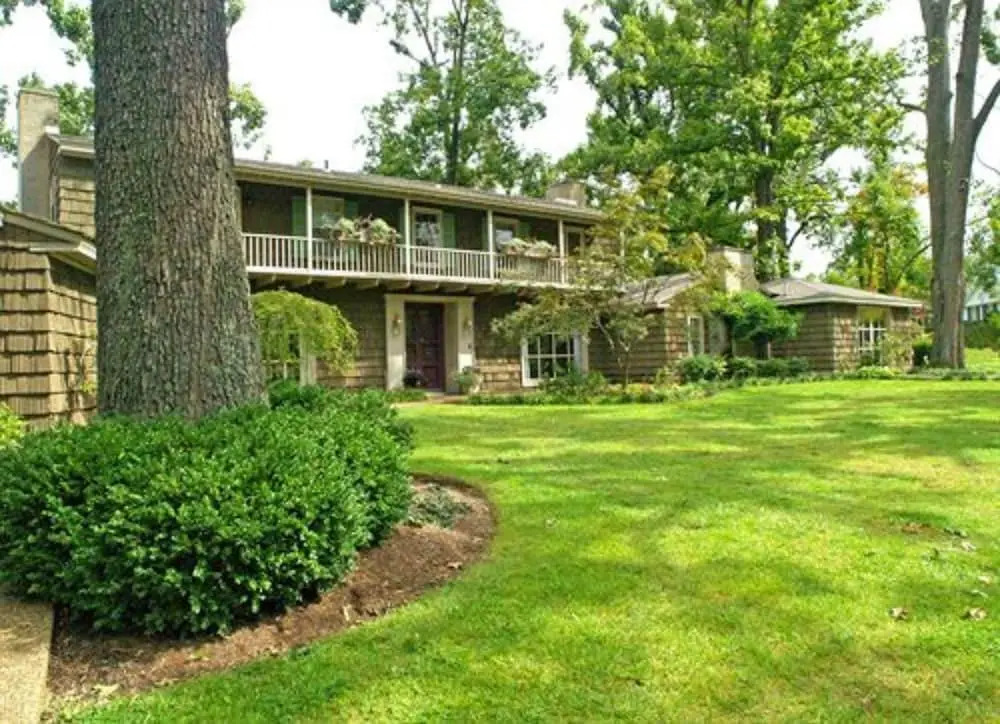 Ruby Lodge at Spring Lake Woods