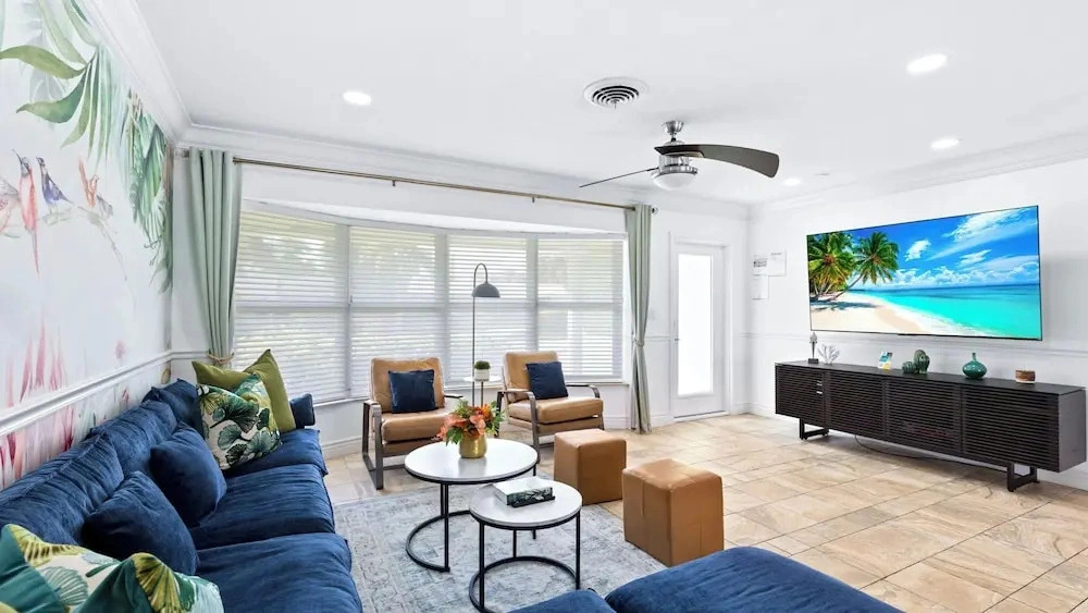 Hummingbird Harbor by Avantstay Pool + Game Room + Dock + Fire Pit + Outdoor Lounge Near Beach + Las Olas
