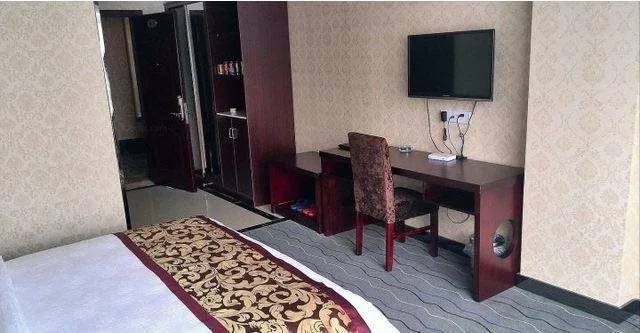 Yilu Harbour Holiday Hotel