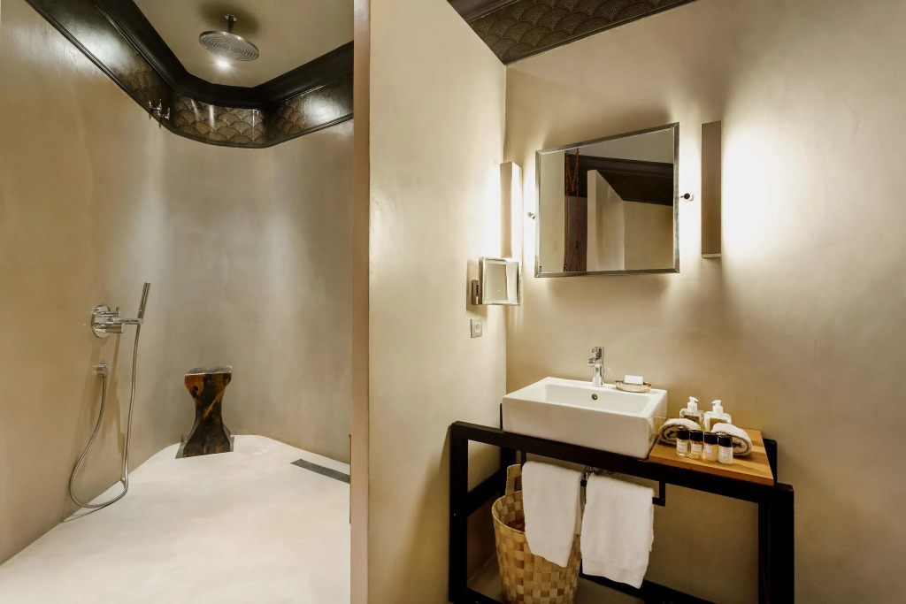 Eixample - 3 Bedroom Apartment With 2 Kitchens - Hoa 42133