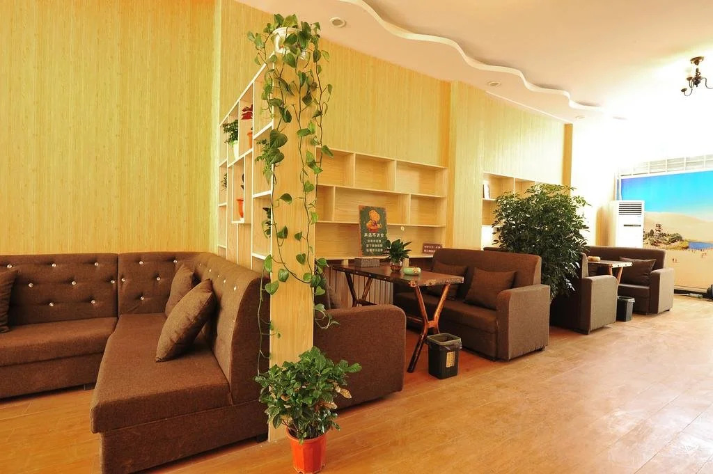 Go Your Own Way Hostel
