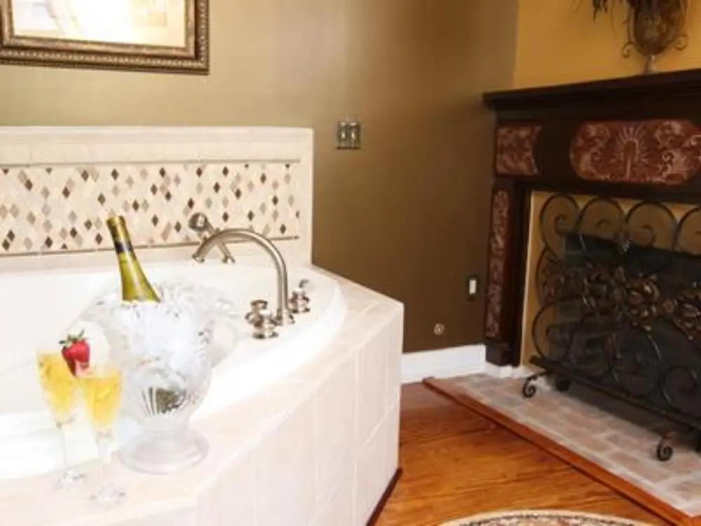 Chestnut Hill Bed & Breakfast
