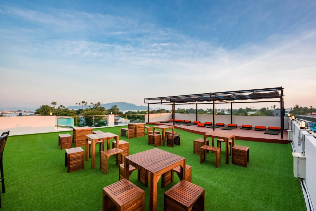 Phuket Marine Poshtel - SHA Plus