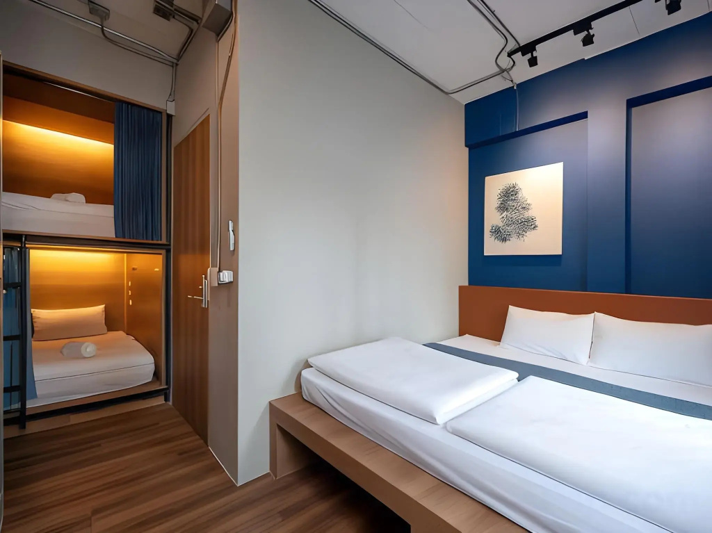 Natee Hostel