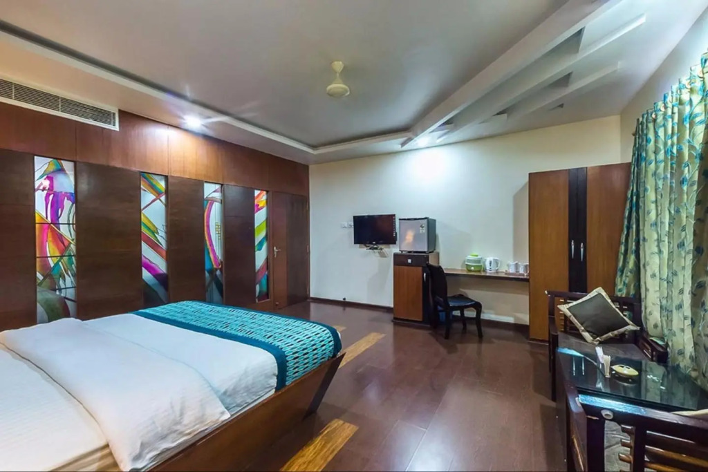 OYO Rooms SBI Circle
