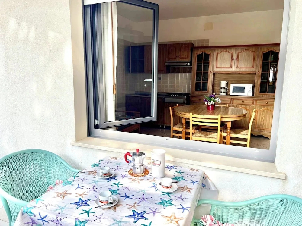 Adorable Flat With Balcony
