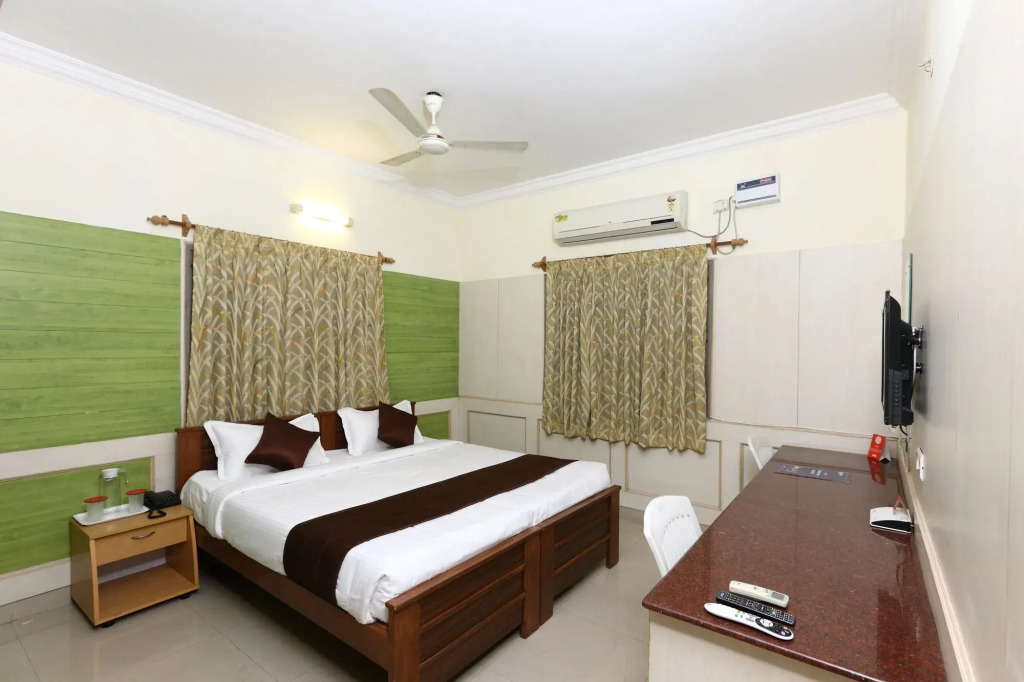 Tranquil Nest By OYO Rooms