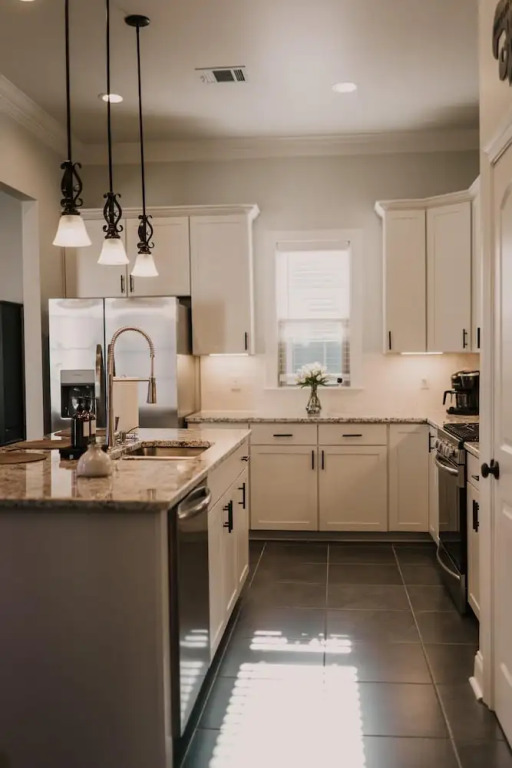 Chic Modern Oasis Your Brand New Getaway