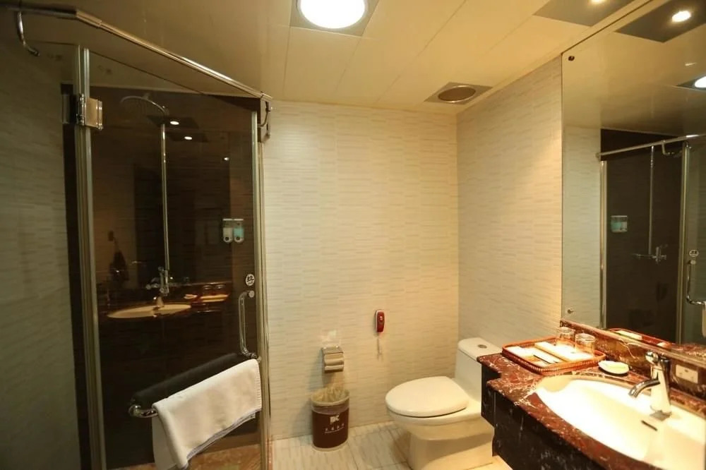 Donglai Hotel