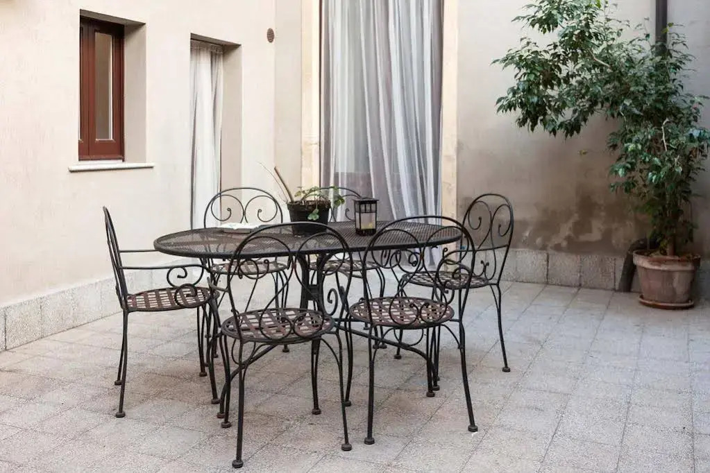 KleoSuites