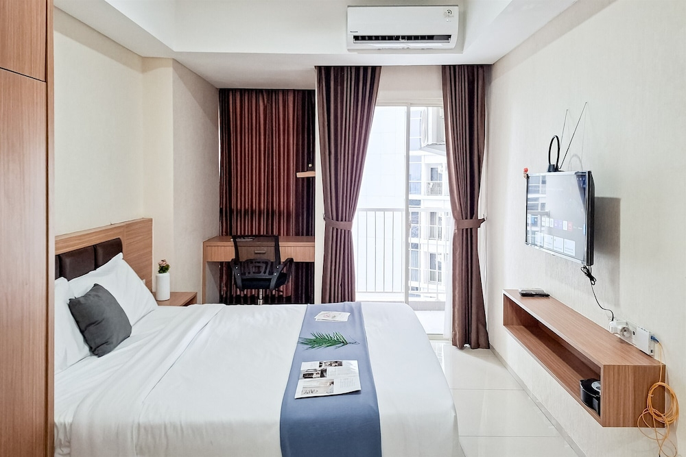 Pleasant Look Studio At Apartment Pacific Garden - Campus Town @Alam Sutera