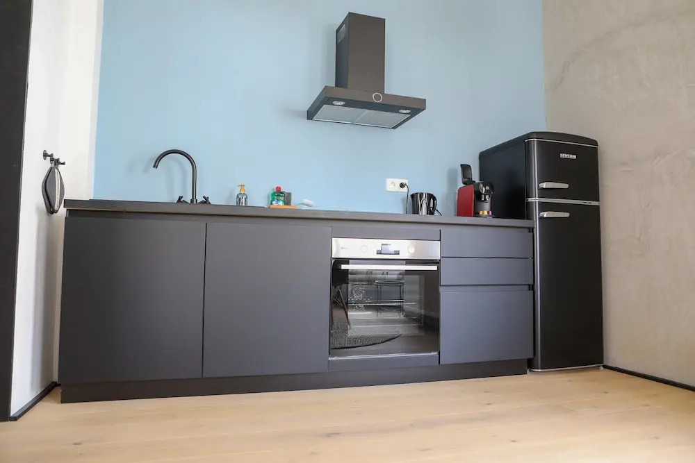 Kamiel -belle Epoque Apartment With Modern Comfort