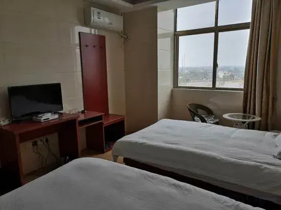 Hexian Yunshan Business Hotel