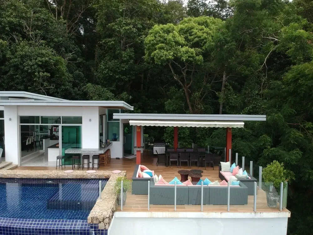 Parinda Villa in Naka Hills