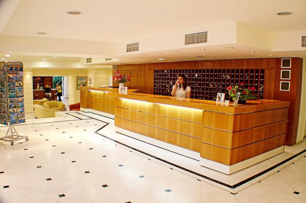Poseidon Beach Hotel