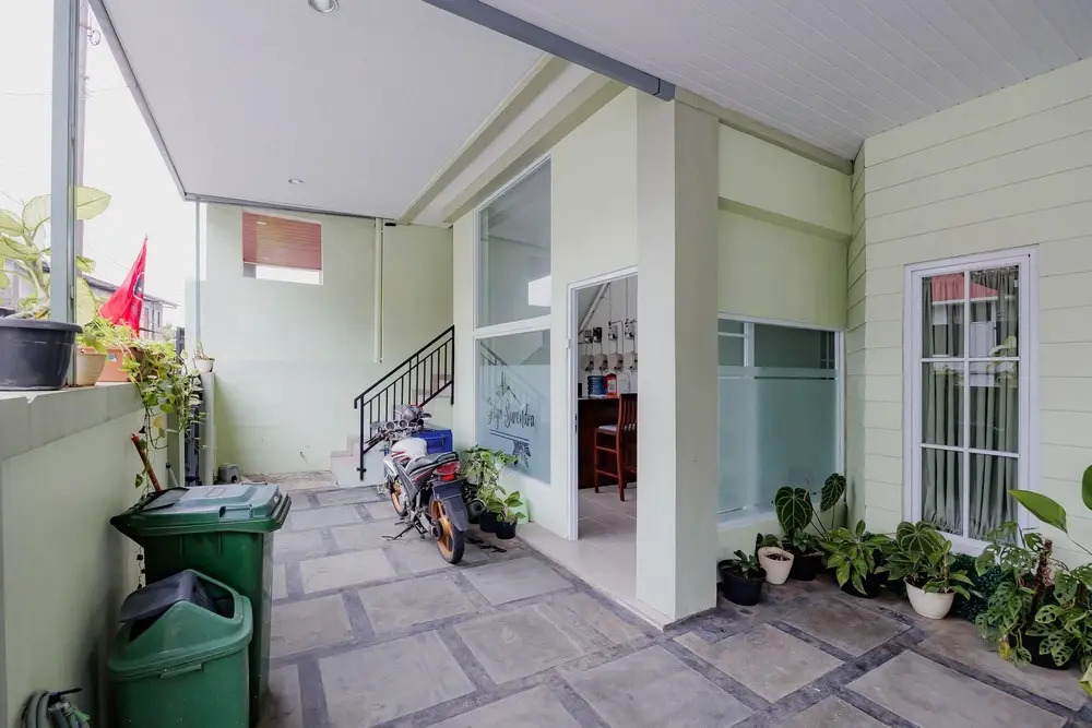 RedDoorz Syariah near Kedungmundu Semarang