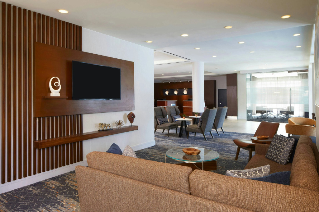 Courtyard by Marriott Los Angeles LAX / Century Boulevard