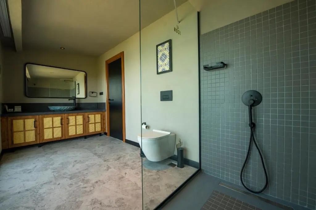 Icon Beach Suites Hotel Sovalye Island