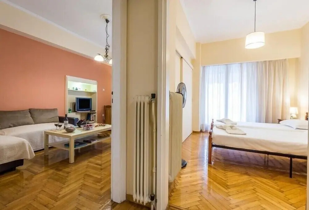 Spacious apartment with 3 bedrooms in City Center