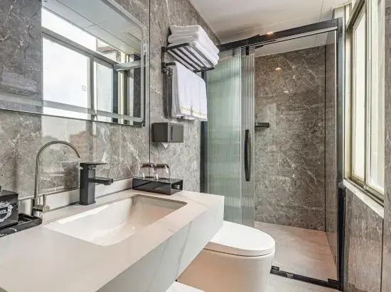 Rezen YunMan Hotel （HNA HK QH ）