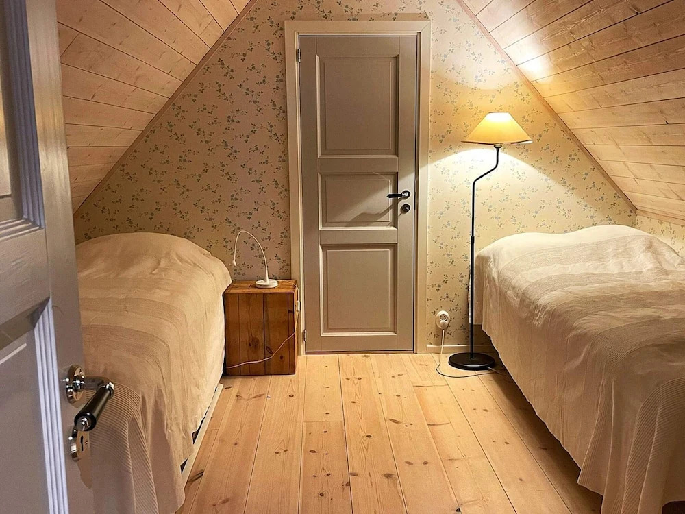 5 person holiday home in Löderup-By Traum