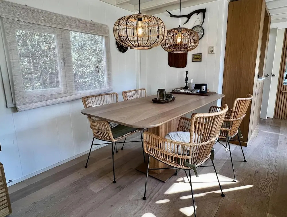Chalet for Four Guests Near Beach