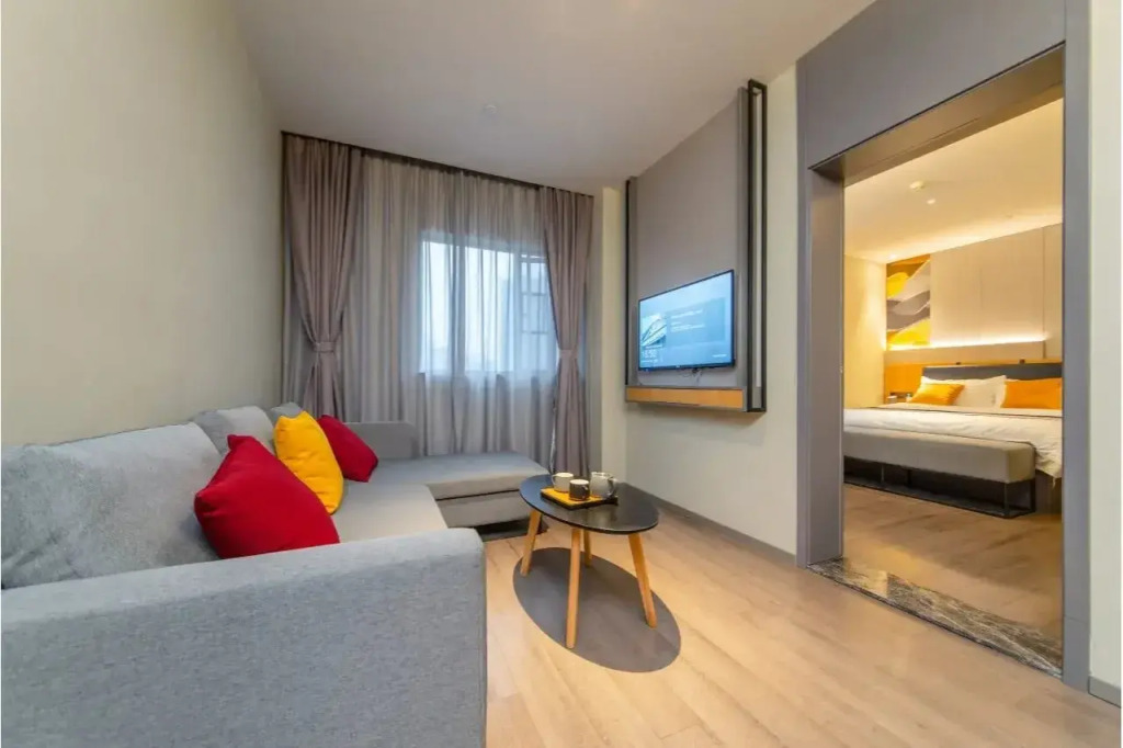Homeinn Selected Hotel (Changsha Xindaxin Wu Yi Square Subway Station)