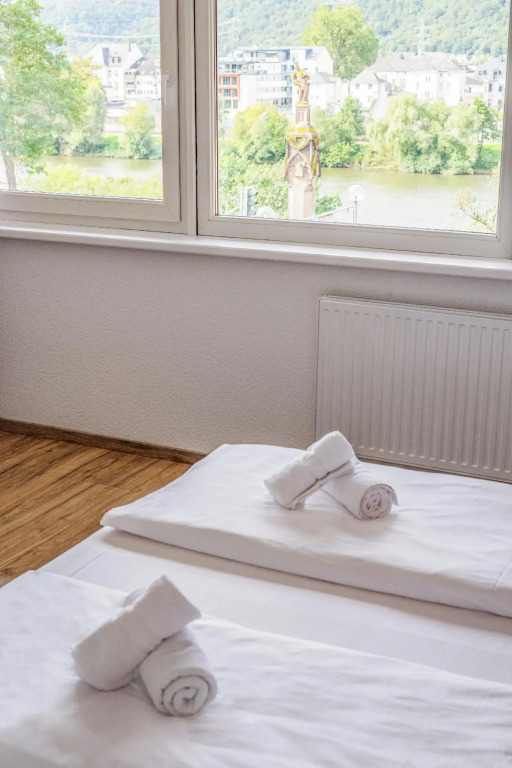 Self-Check-In Hotel Constantin - ohne TV - ohne Ventilator - ohne Parken