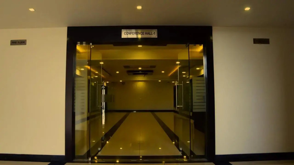 Love Kush Hotel