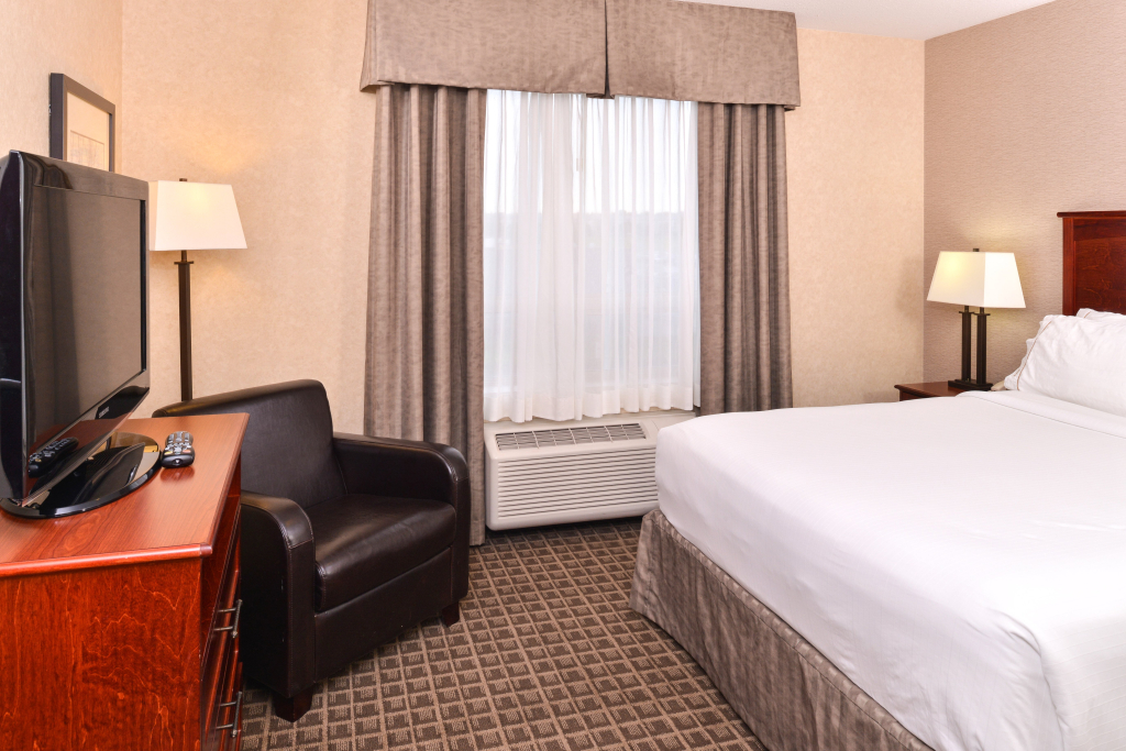 Holiday Inn Express Edmonton North by IHG